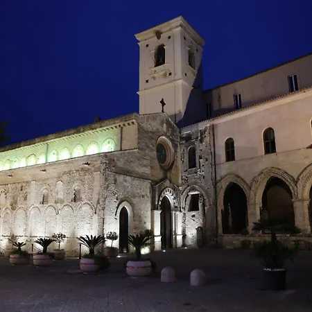 Apart Otel Javelin's Tropea