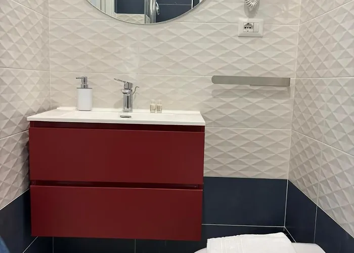 Javelin's Aparthotel 4*