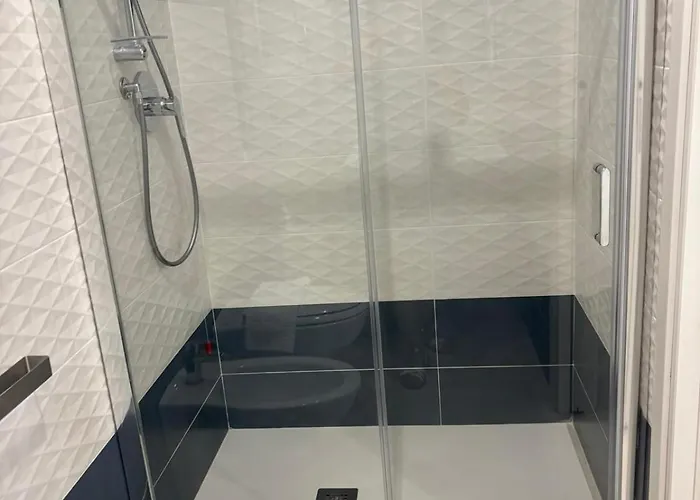 Javelin's Aparthotel 4*