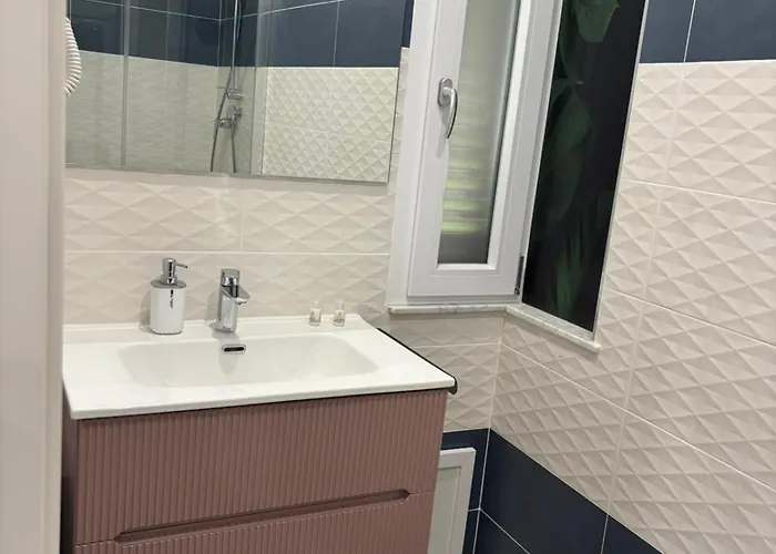 Javelin's Aparthotel 4*