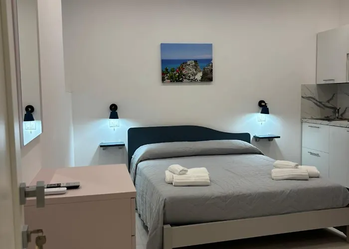 Javelin's Aparthotel 4*