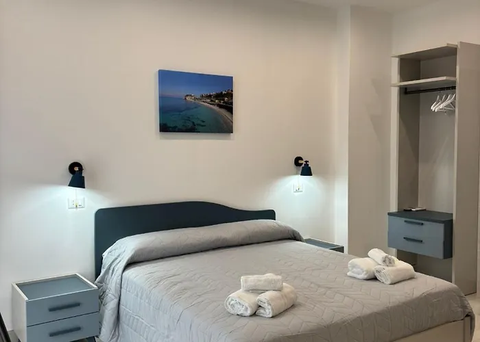 Aparthotel Javelin's