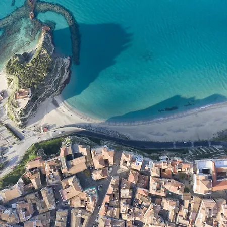 Hotel apartamentowy Javelin's Tropea